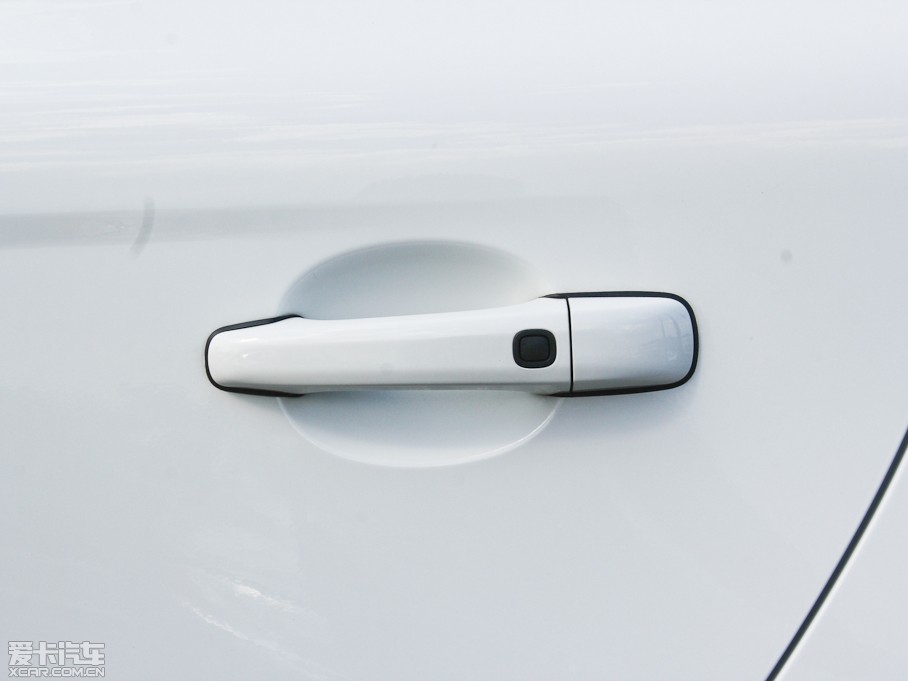 2013֠XC60(M) 2.0T T5 Ű