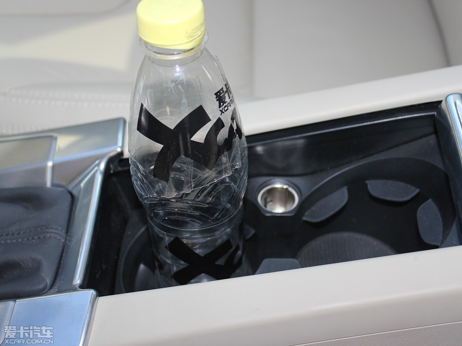 2013֠XC60(M) 2.0T T5 Ű