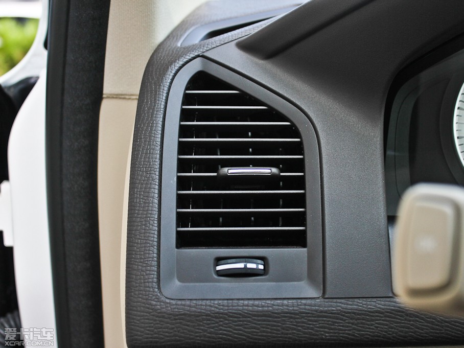 2013֠XC60(M(jn)) 2.0T T5 Ű