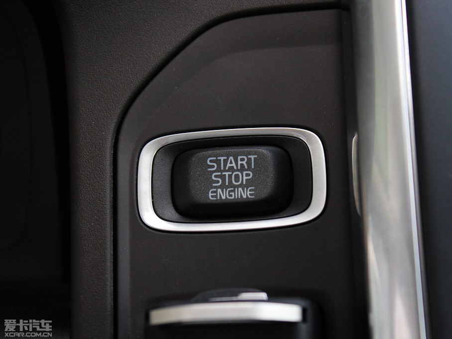 2013֠XC60(M) 2.0T T5 Ű