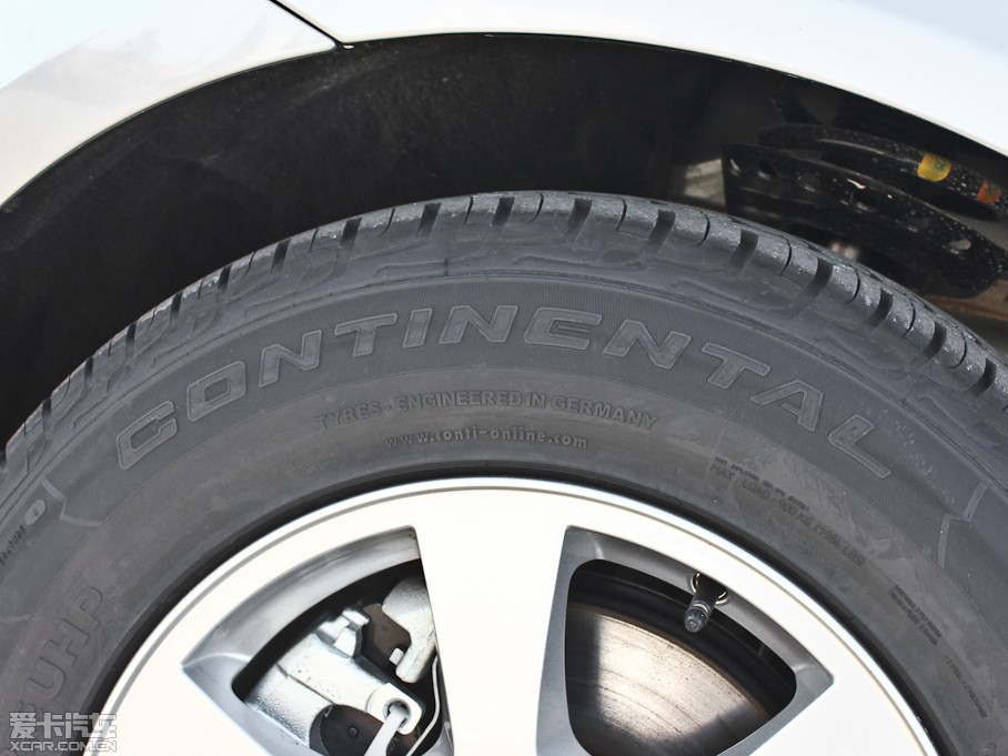 2013֠XC60(M) 2.0T T5 а