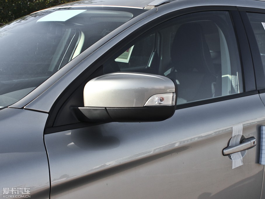 2013֠XC60(M) 2.0T T5 а