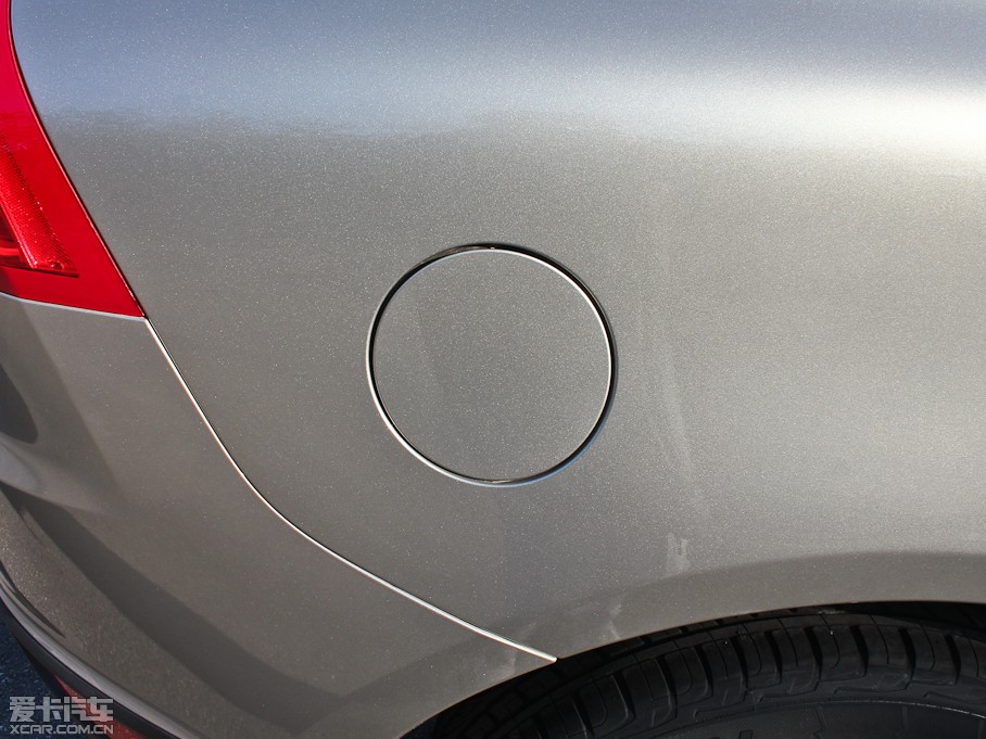 2013֠XC60(M) 2.0T T5 а