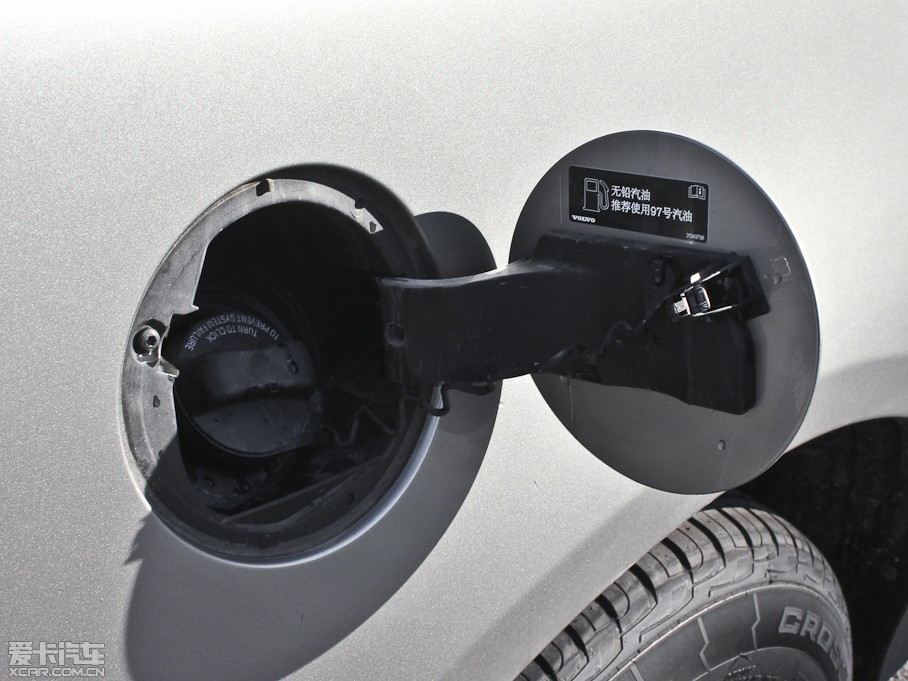 2013֠XC60(M) 2.0T T5 а