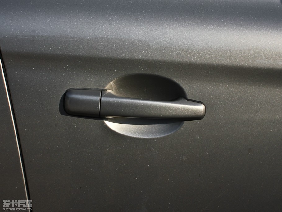 2013֠XC60(M) 2.0T T5 а