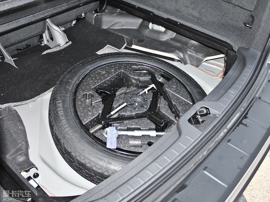 2013֠XC60(M) 2.0T T5 а