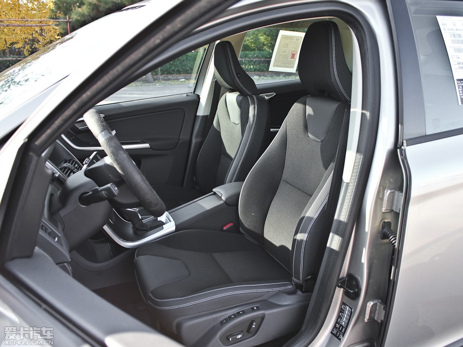 2013֠XC60(M) 2.0T T5 а