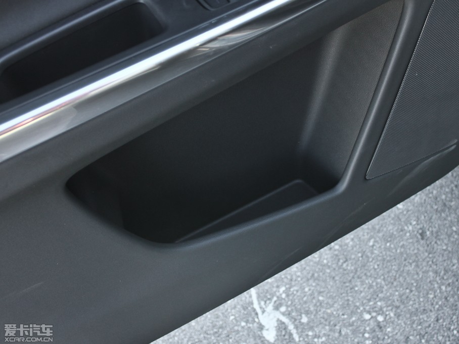 2013֠XC60(M) 2.0T T5 а