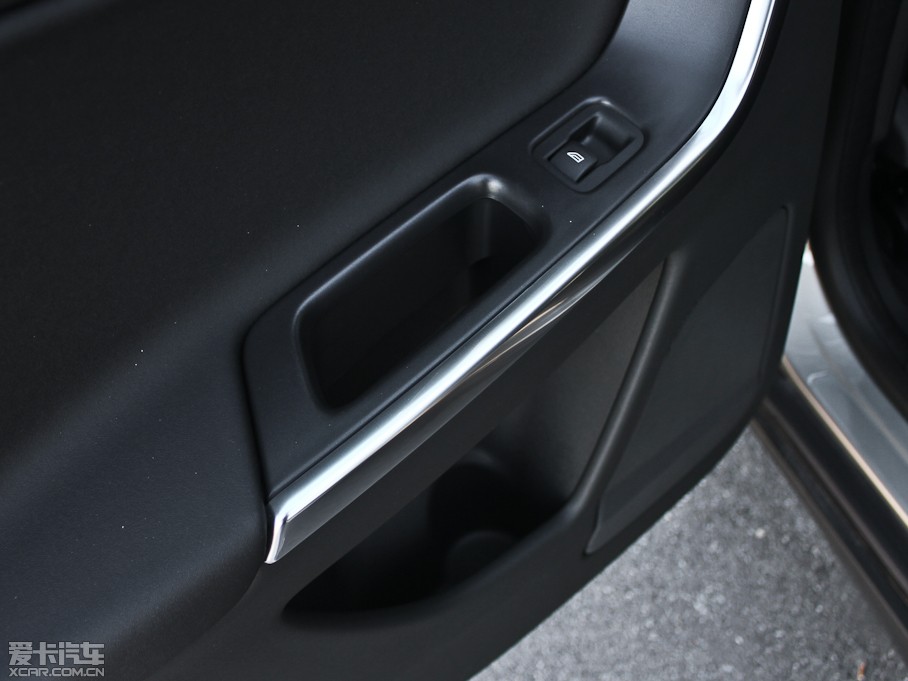 2013֠XC60(M) 2.0T T5 а