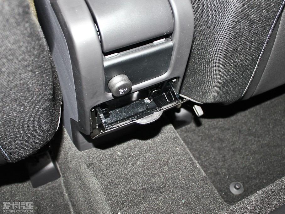 2013֠XC60(M) 2.0T T5 а