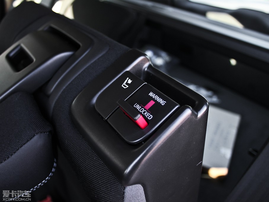 2013֠XC60(M) 2.0T T5 а