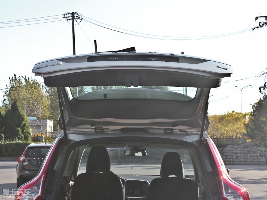 2013֠XC60(M) 2.0T T5 а