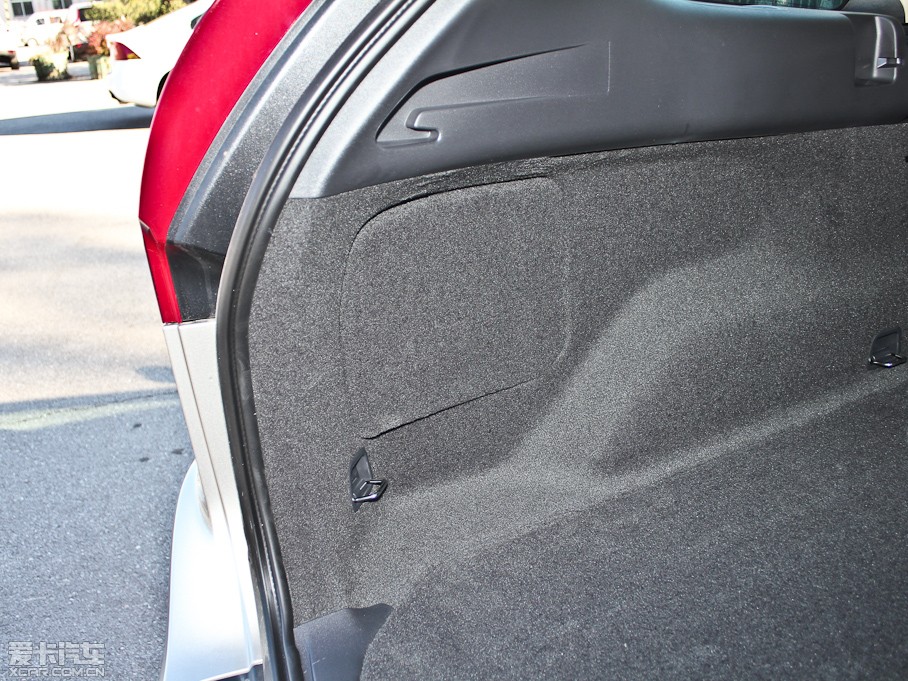 2013֠XC60(M) 2.0T T5 а