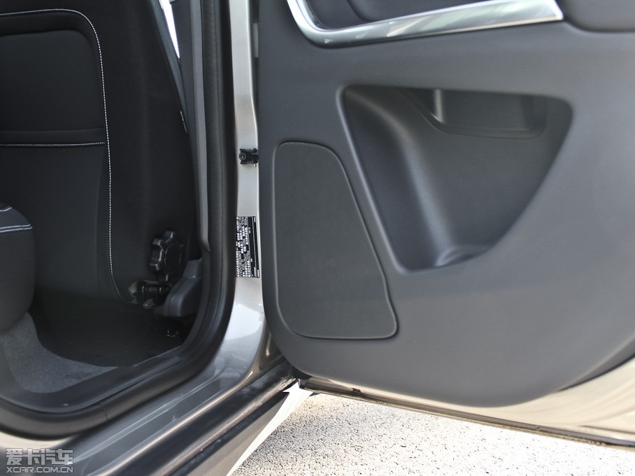 2013֠XC60(M) 2.0T T5 а