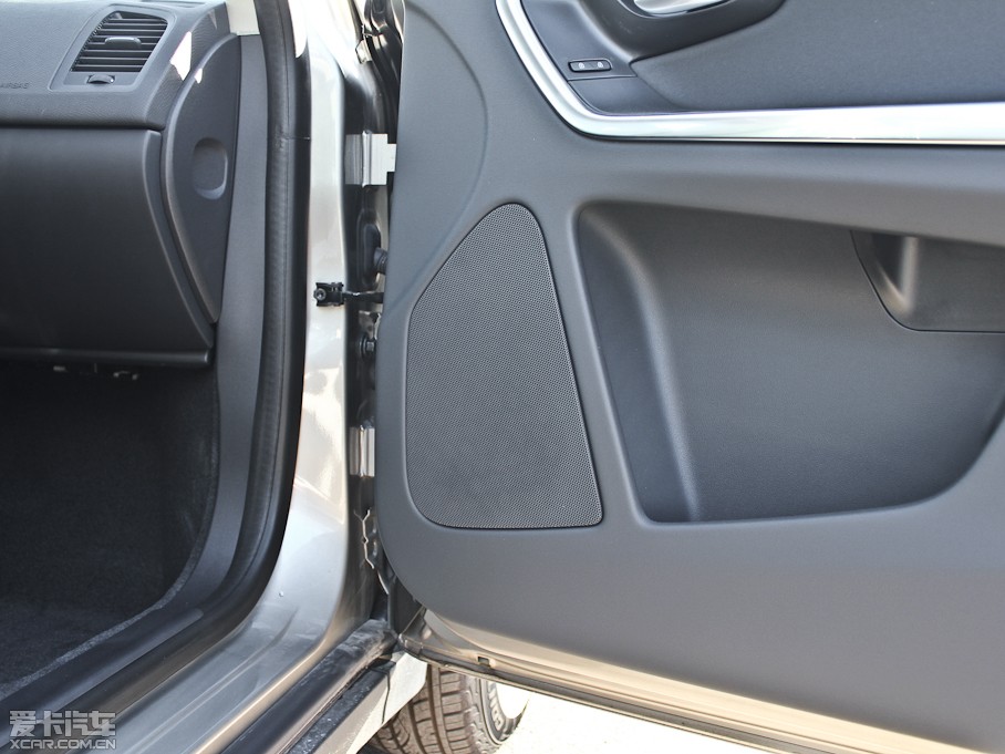 2013֠XC60(M) 2.0T T5 а