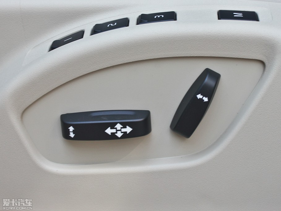 2013֠XC60(M) 2.0T T5 m