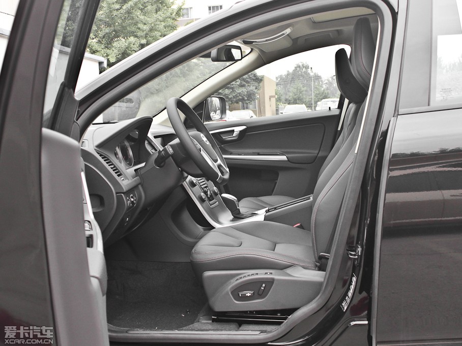 2013֠XC60(M) 2.0T T5 m