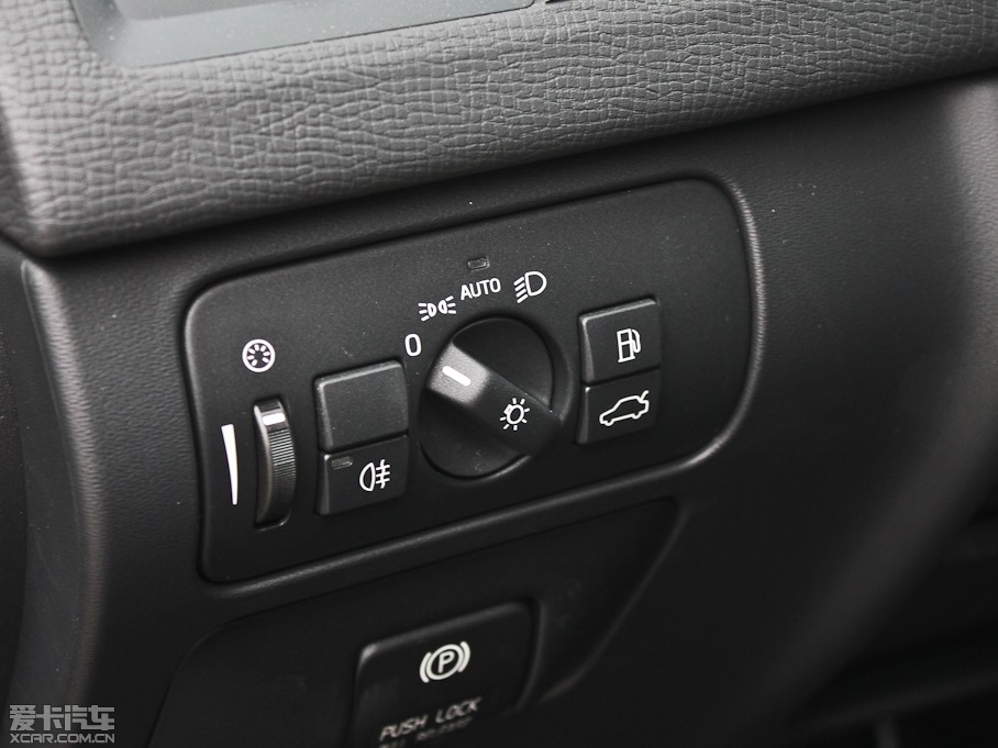 2013֠XC60(M) 2.0T T5 m