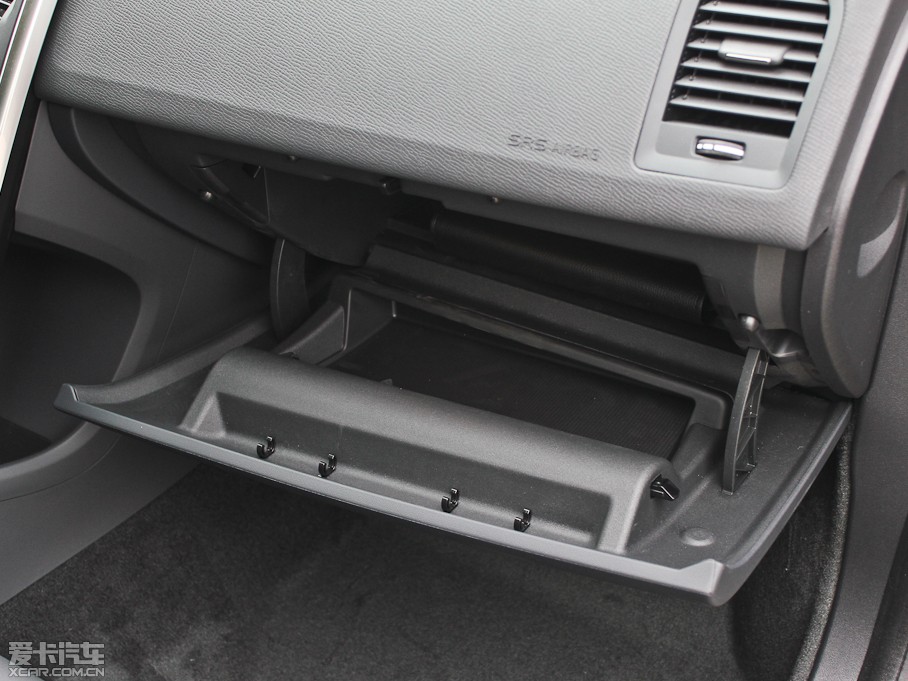 2013֠XC60(M) 2.0T T5 m