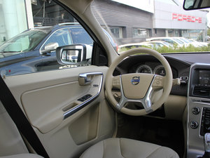 2013款2.0T T5 智雅版 中控区