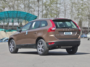 2013款2.0T T5 舒适版 左后45度