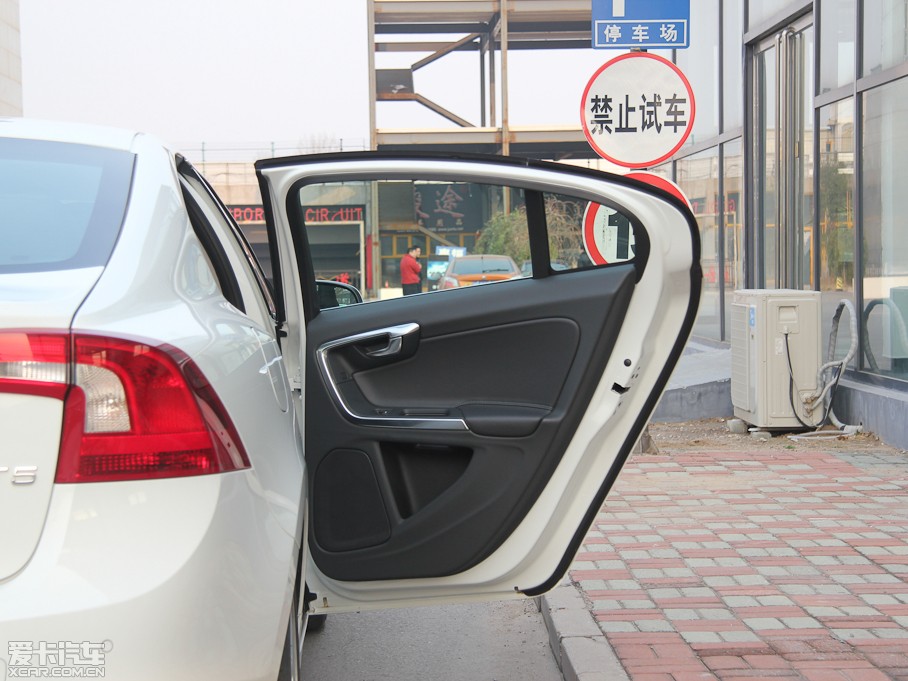 2013֠S60(M) 2.0T T5 Ű