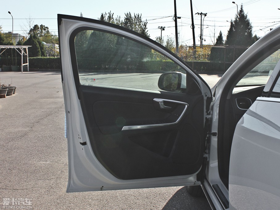 2013֠S60(M) 2.0T T5 m