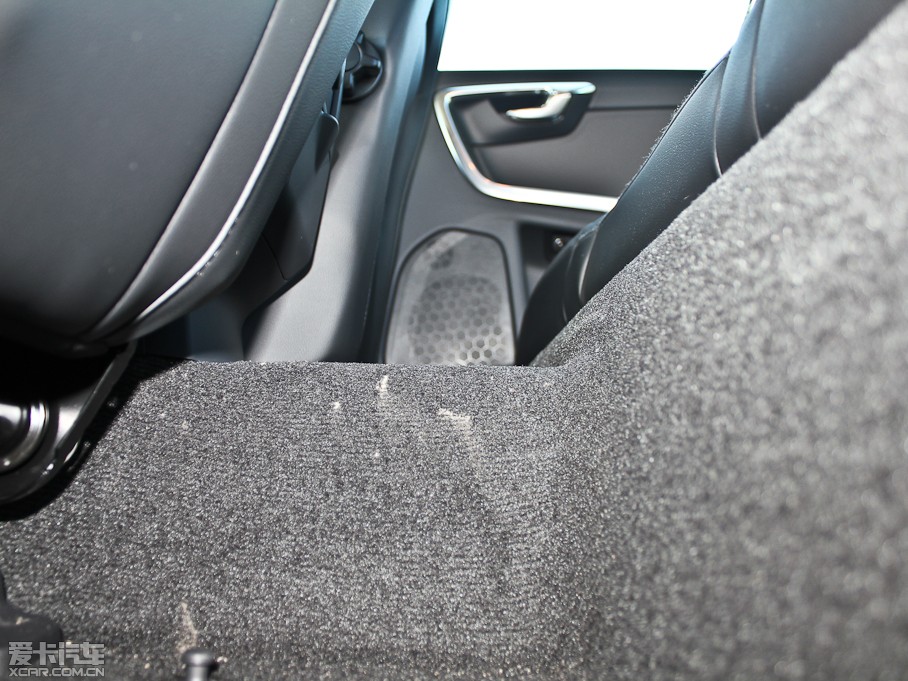 2013���֠���S60(�M(j��n)��) 2.0T T5 ���m��