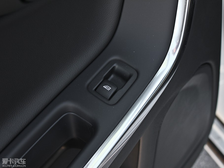 2013֠S60(M(jn)) 2.0T T5 m