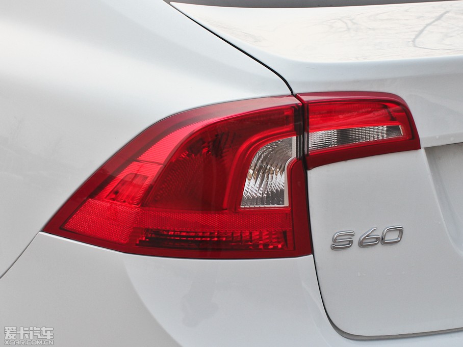 2013֠S60(M) 2.0T T5 а