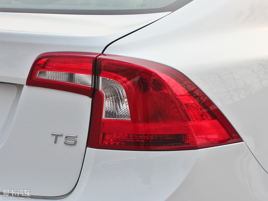 2013֠S60(M) 2.0T T5 а