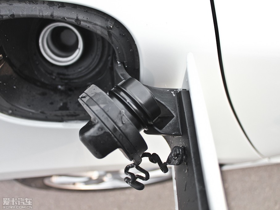 2013֠S60(M) 2.0T T5 а