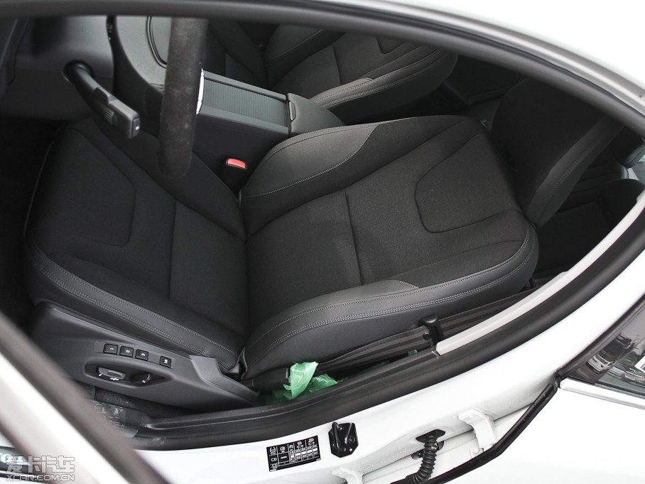 2013֠S60(M) 2.0T T5 а