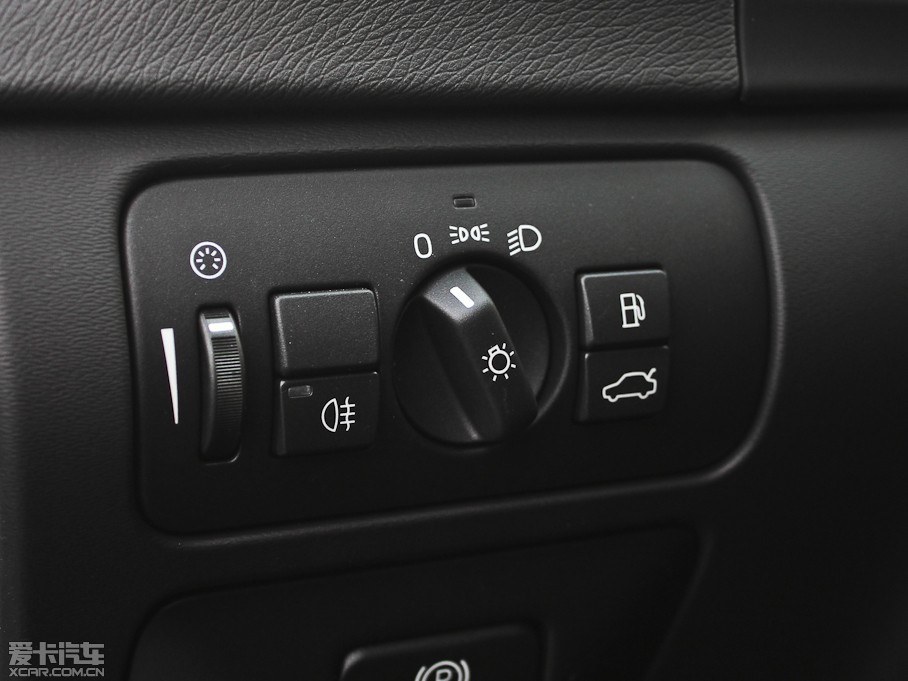 2013֠S60(M) 2.0T T5 а