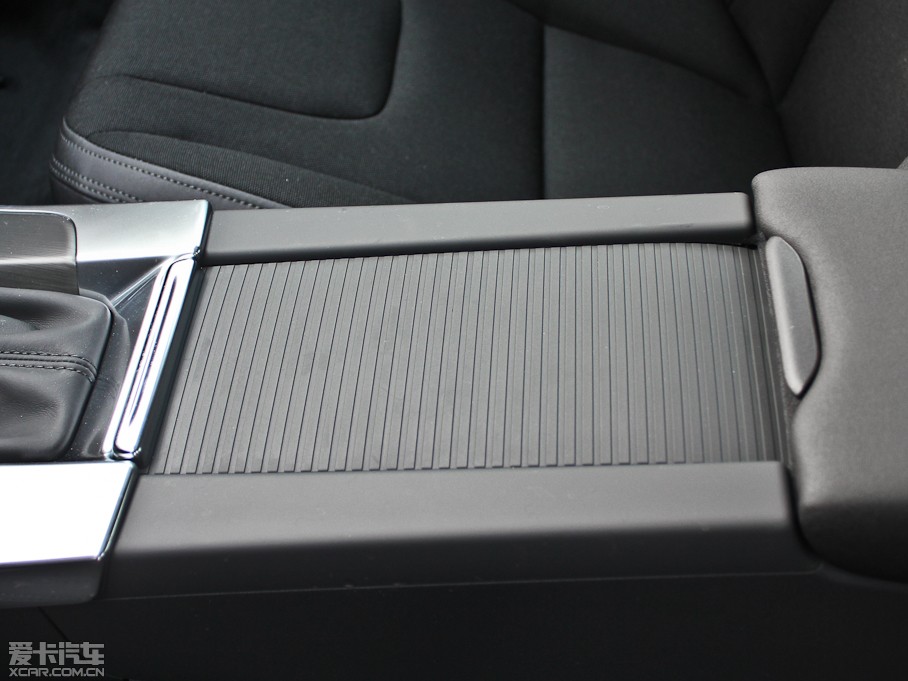 2013֠S60(M) 2.0T T5 а