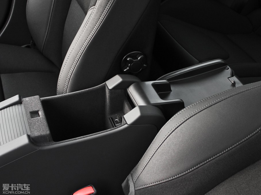 2013֠S60(M) 2.0T T5 а