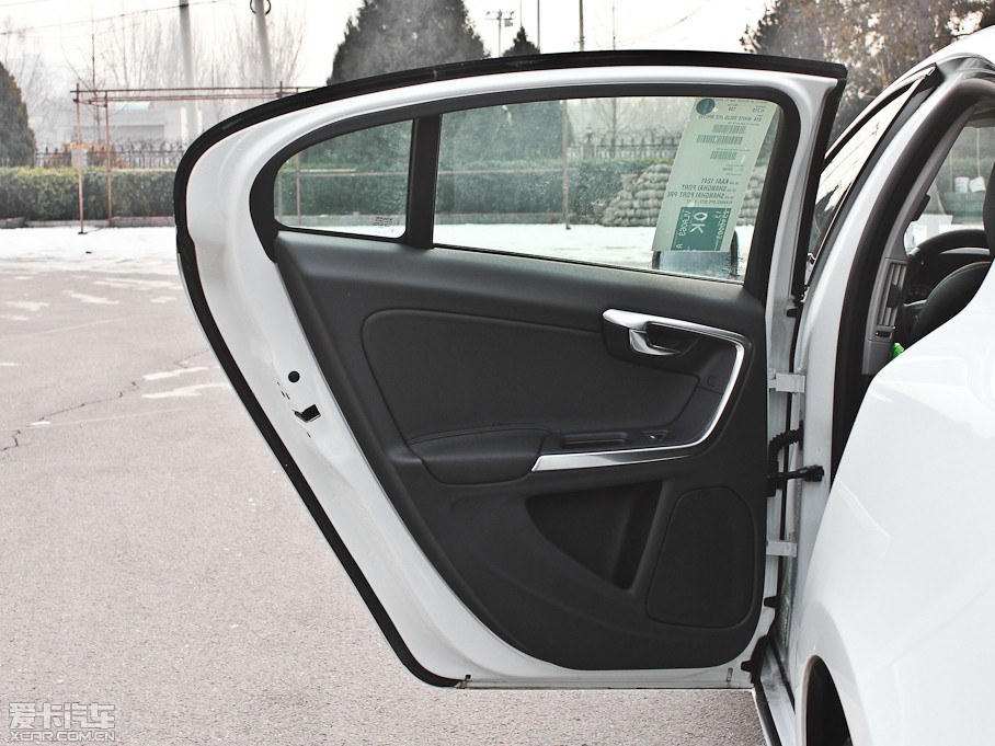 2013֠S60(M) 2.0T T5 а