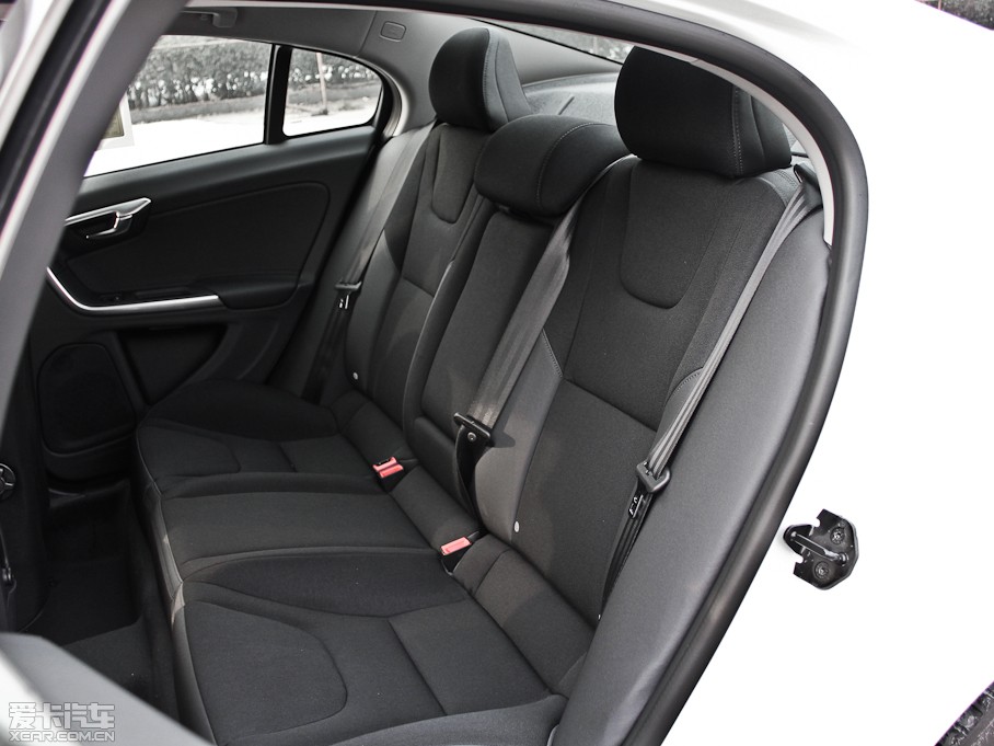 2013֠S60(M) 2.0T T5 а