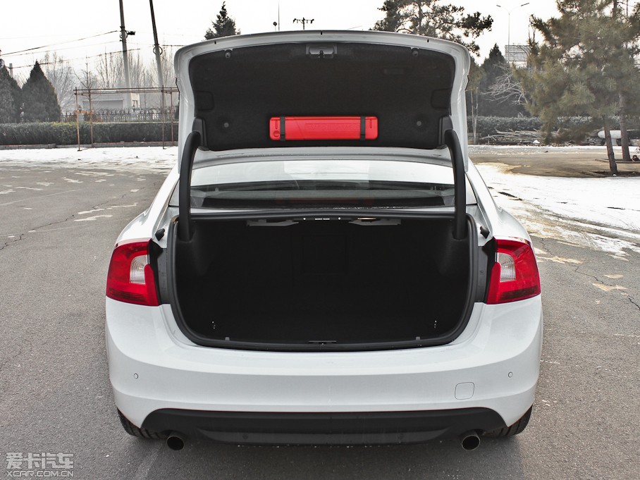 2013֠S60(M(jn)) 2.0T T5 а