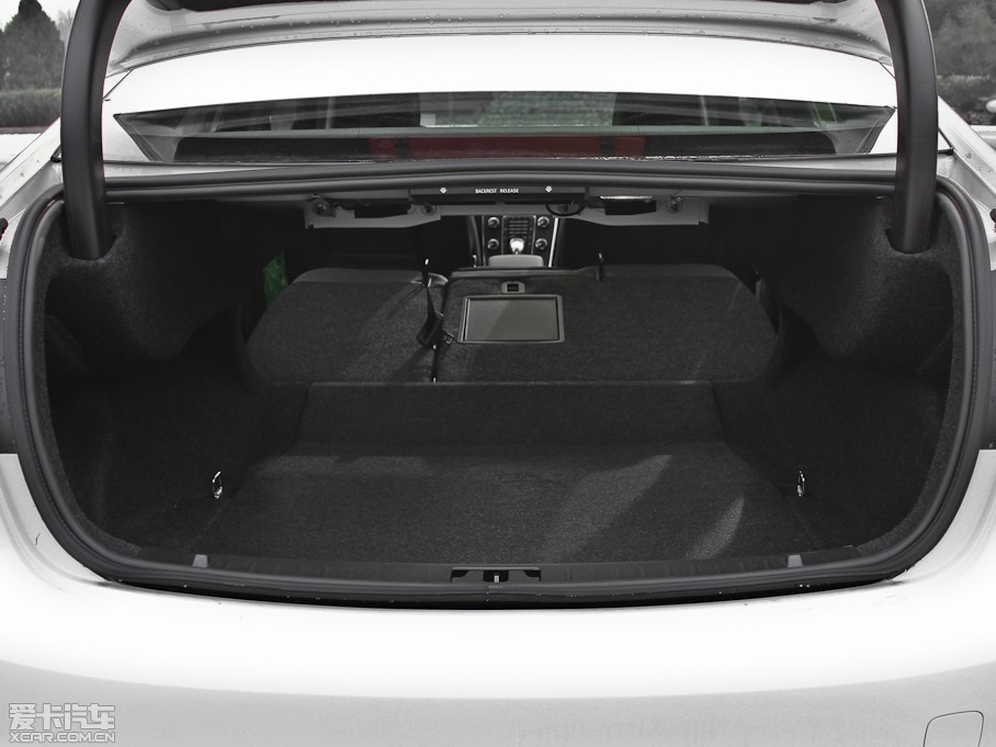 2013֠S60(M) 2.0T T5 а