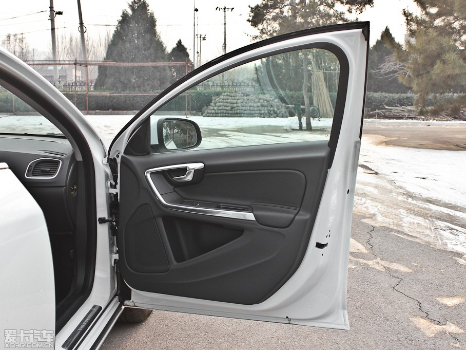 2013֠S60(M) 2.0T T5 а