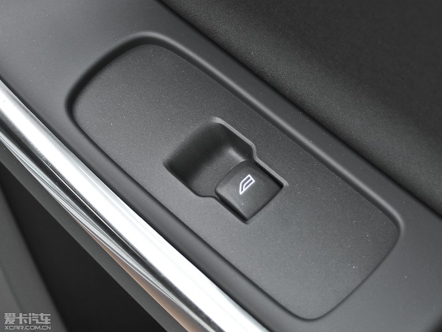 2013֠S60(M) 2.0T T5 а