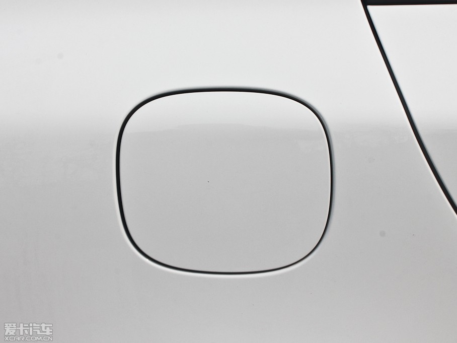 2013֠S60(M(jn)) 2.0T M(jn)ȡ