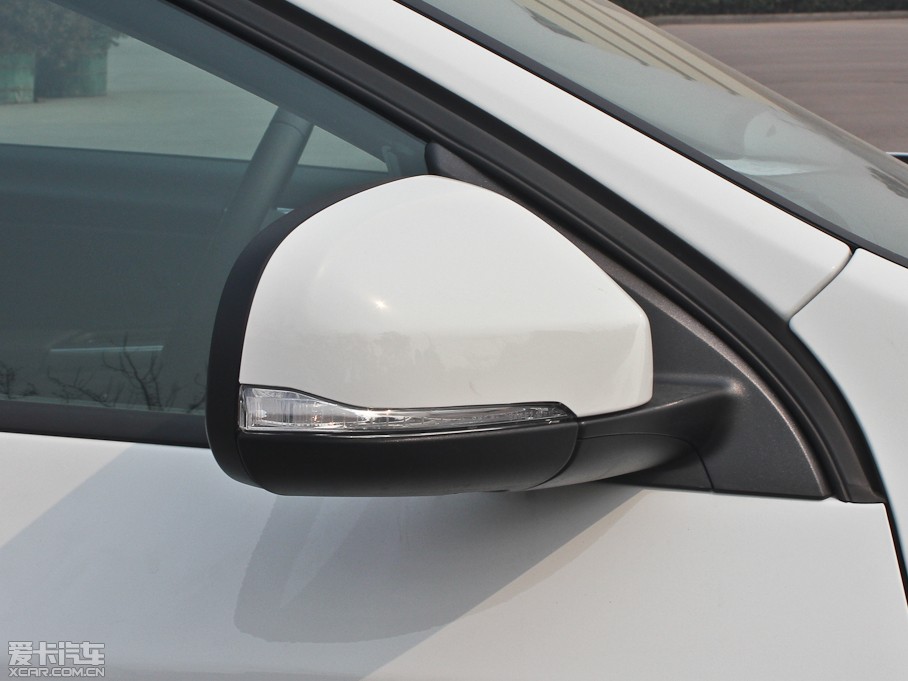 2013֠S60(M(jn)) 2.0T M(jn)ȡ