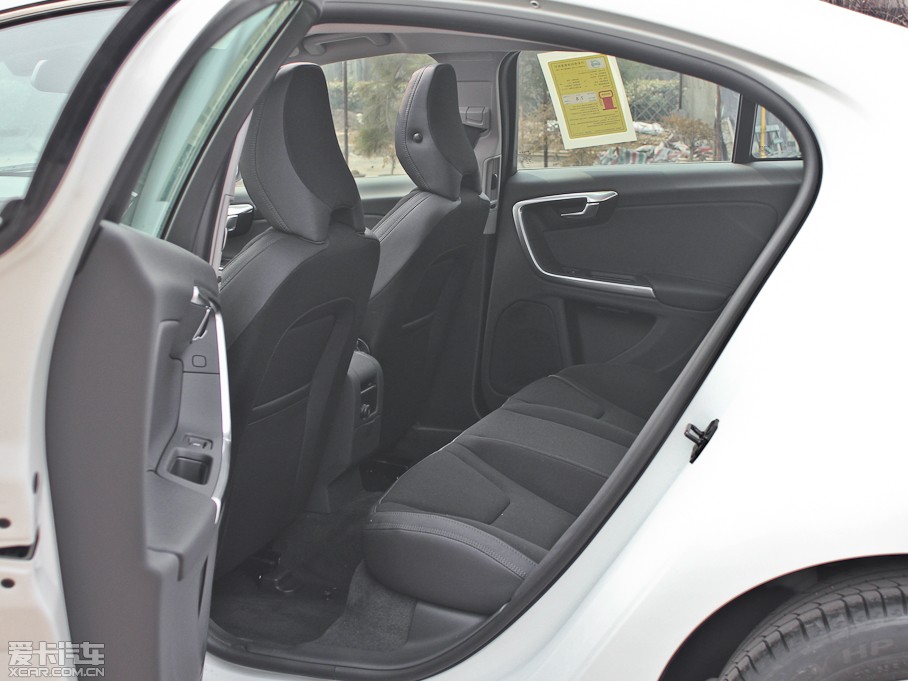 2013֠S60(M) 2.0T Mȡ