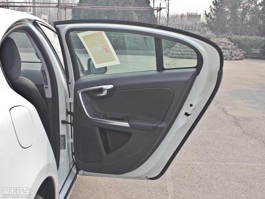 2013֠S60(M) 2.0T Mȡ