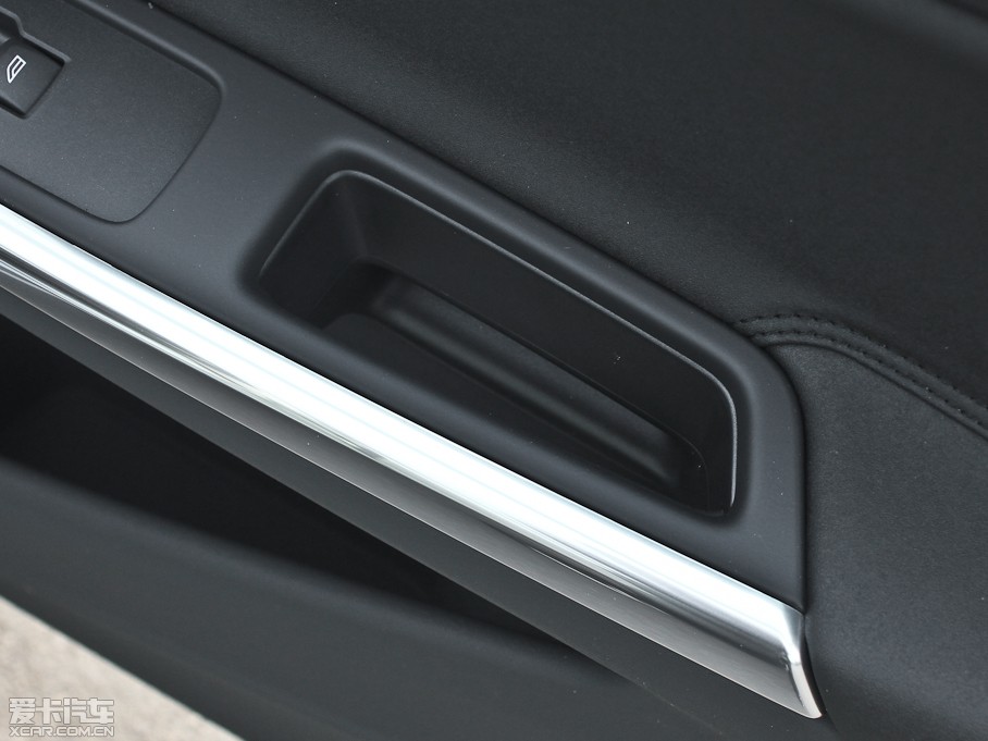 2013֠S60(M(jn)) 2.0T M(jn)ȡ