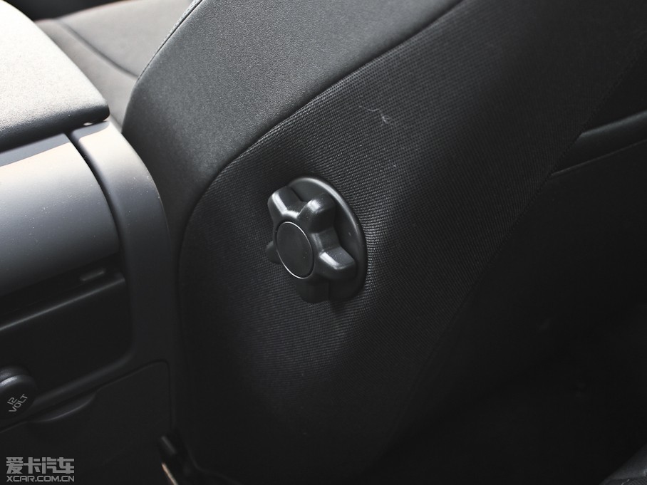 2013֠S60(M(jn)) 2.0T M(jn)ȡ