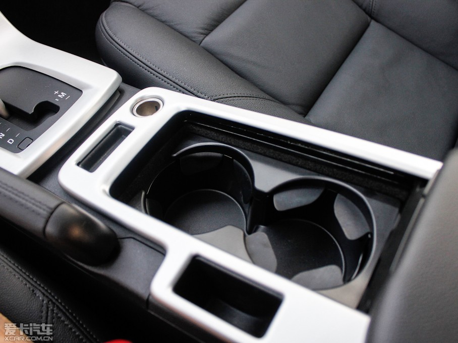 2013���֠���C30 2.0L �ń�(d��ng)��