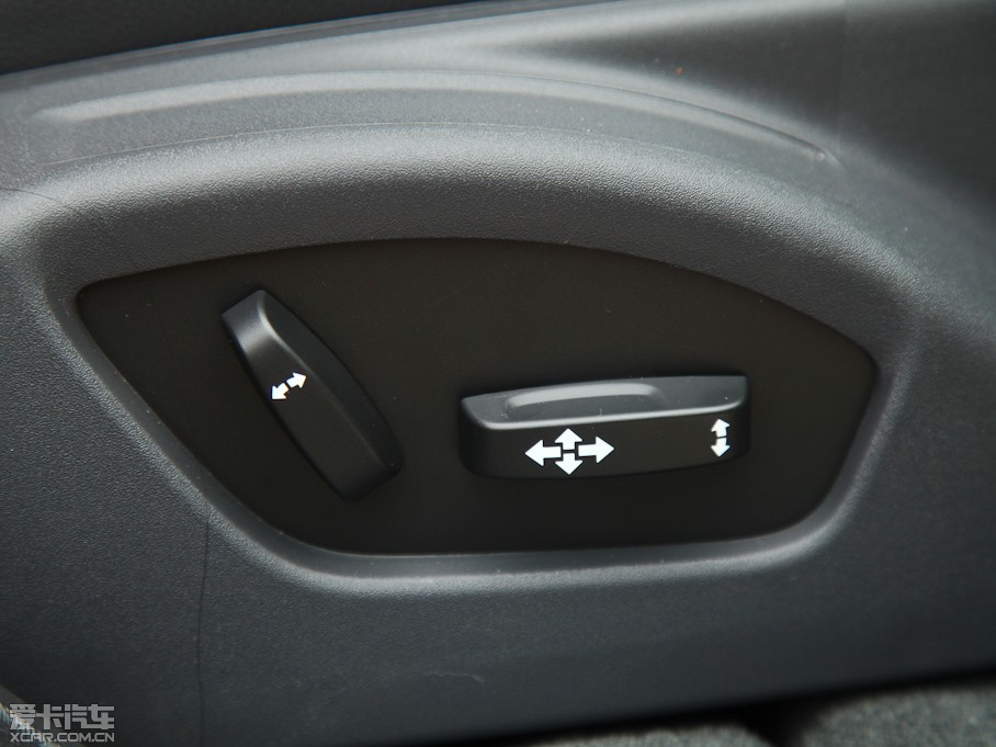 2013���֠���V60 2.0T T5 �����